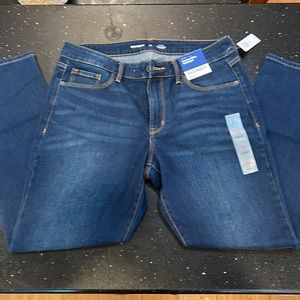 Old navy ladies, size 12, short power, slim, straight, mid rise jeans NWT
